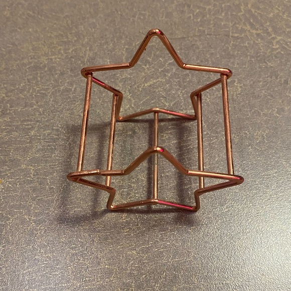 Star Beauty Blender Holder - Picture 2 of 2